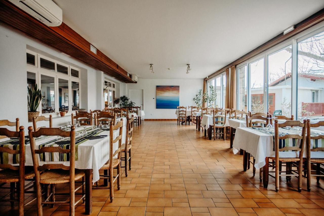 Logis Hotel Restaurant Espelletenia Larceveau-Arros-Cibits Ngoại thất bức ảnh