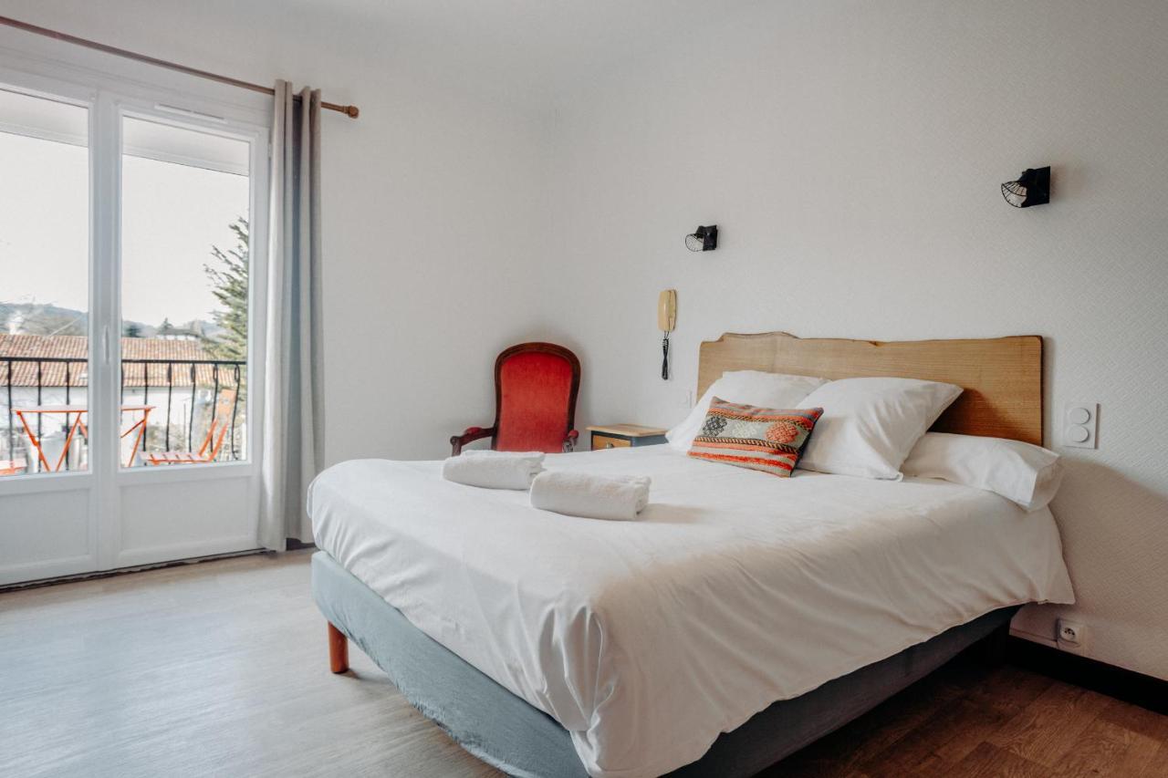 Logis Hotel Restaurant Espelletenia Larceveau-Arros-Cibits Ngoại thất bức ảnh