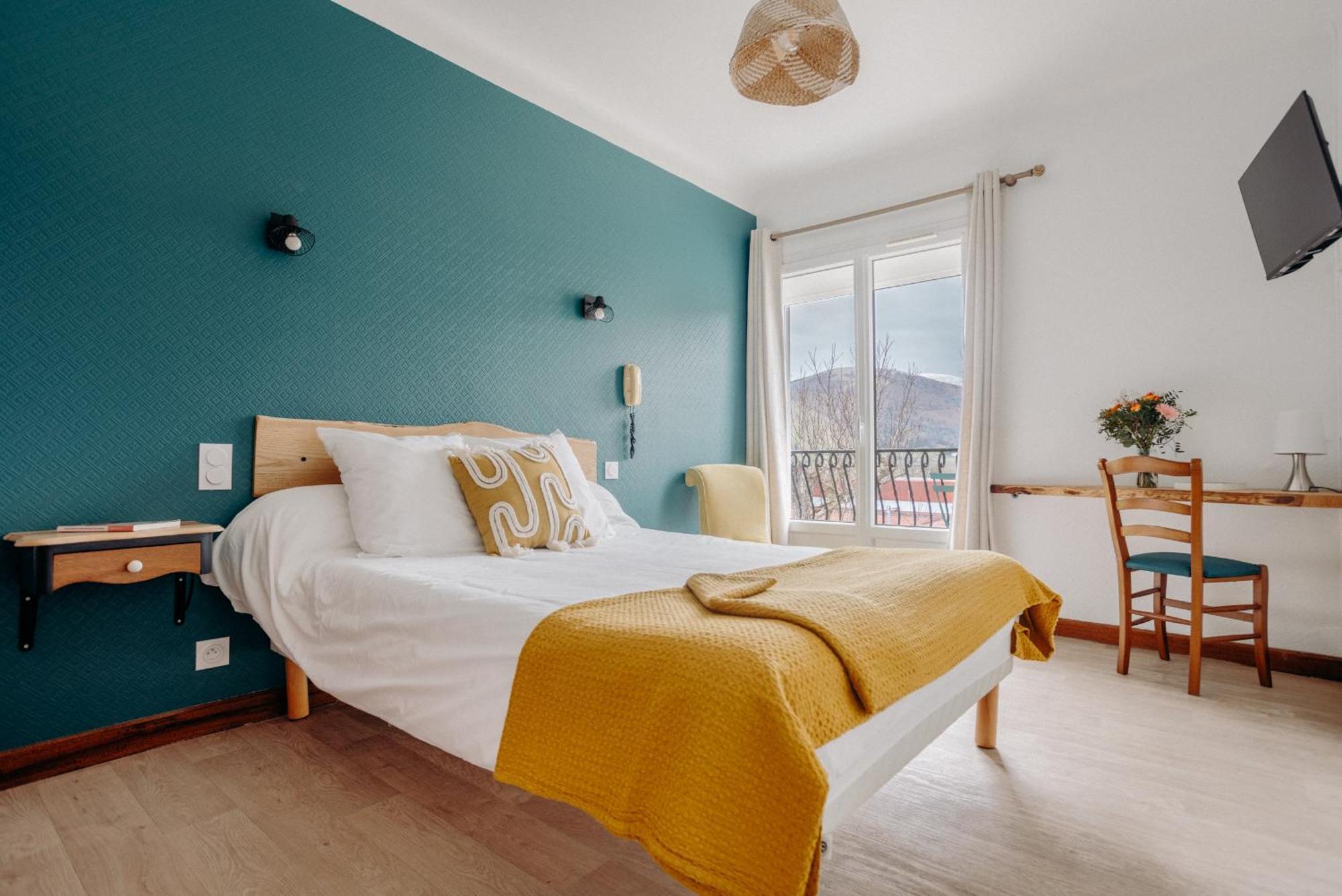 Logis Hotel Restaurant Espelletenia Larceveau-Arros-Cibits Ngoại thất bức ảnh