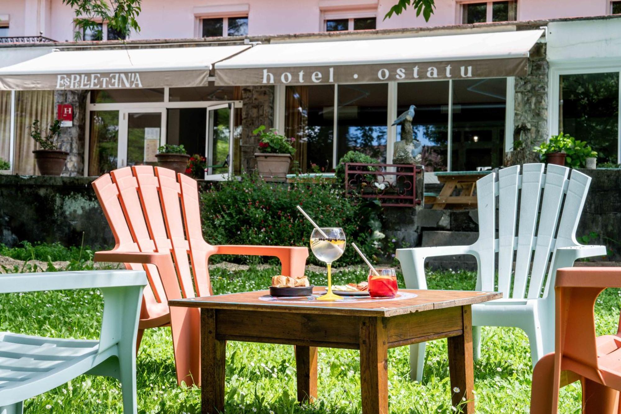 Logis Hotel Restaurant Espelletenia Larceveau-Arros-Cibits Ngoại thất bức ảnh