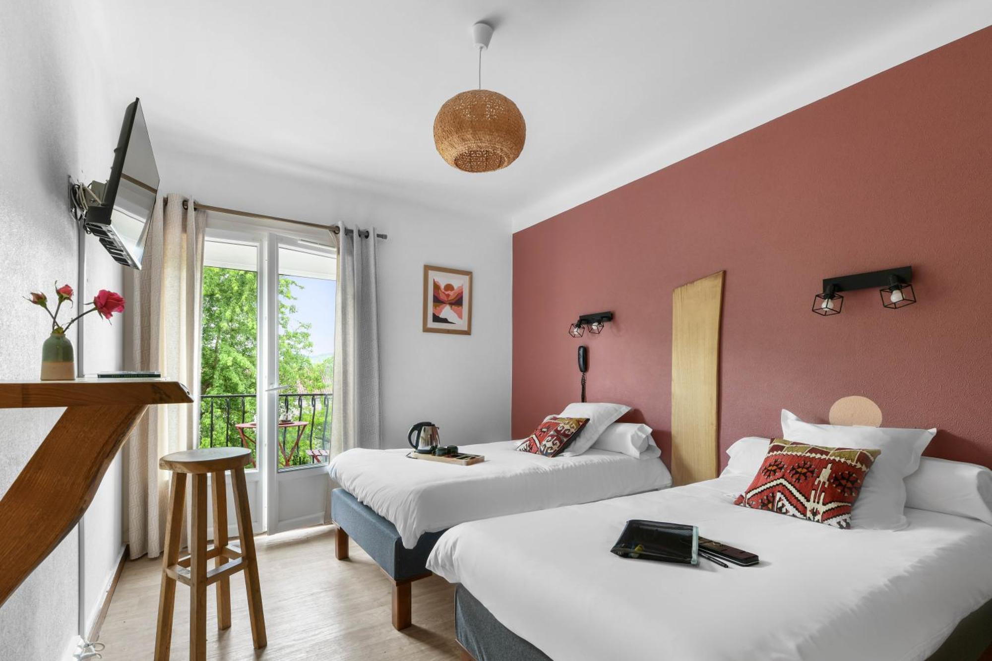 Logis Hotel Restaurant Espelletenia Larceveau-Arros-Cibits Ngoại thất bức ảnh